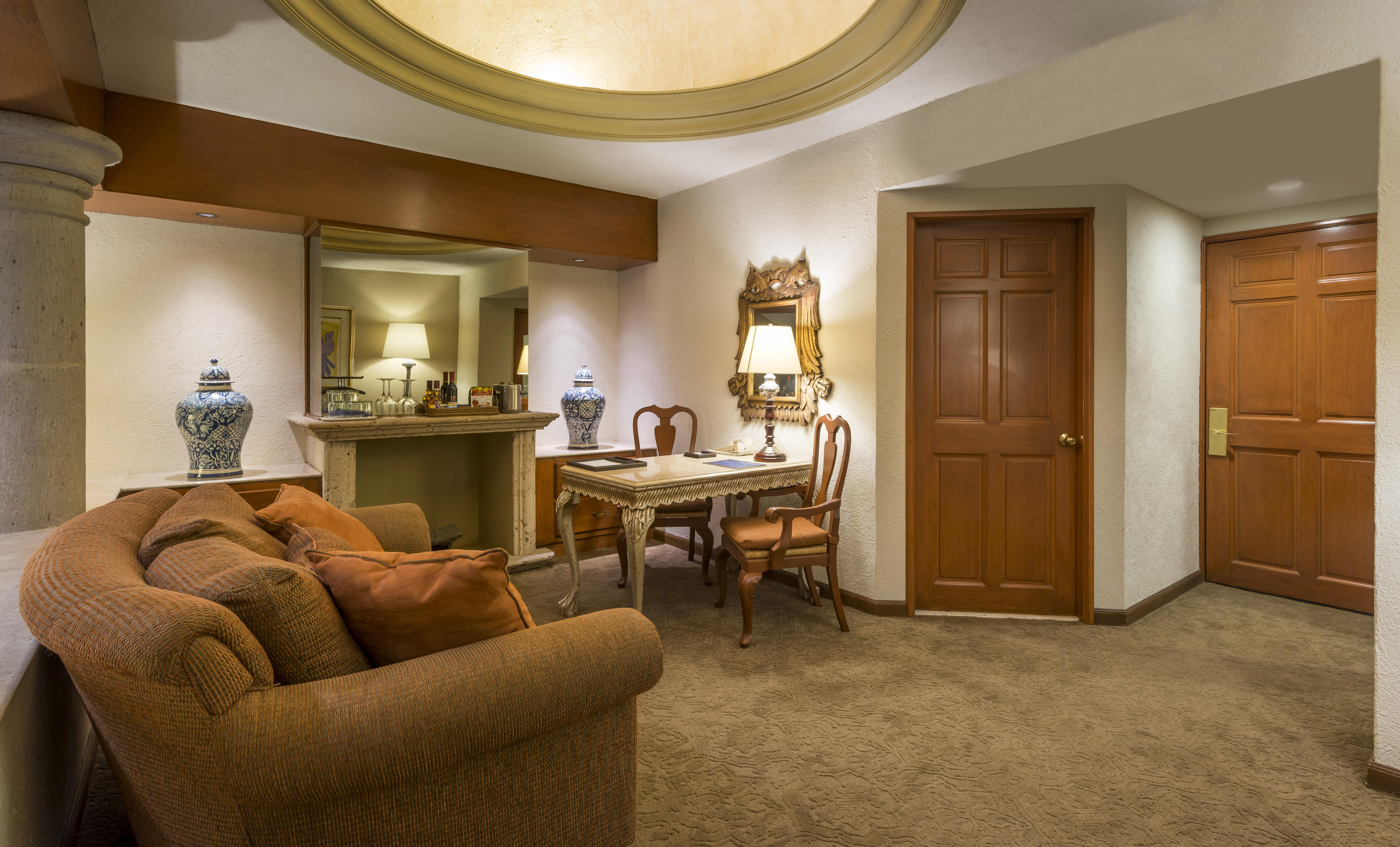Quinta Real Guadalajara Hotel ภายนอก รูปภาพ